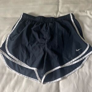 Nike Women’s DriFit Tempo Running Shorts Navy/White Size M